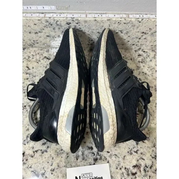 Adidas Womens Ultra Boost BB6149 Black Running Shoes Sneakers Size 9 - Picture 7 of 9